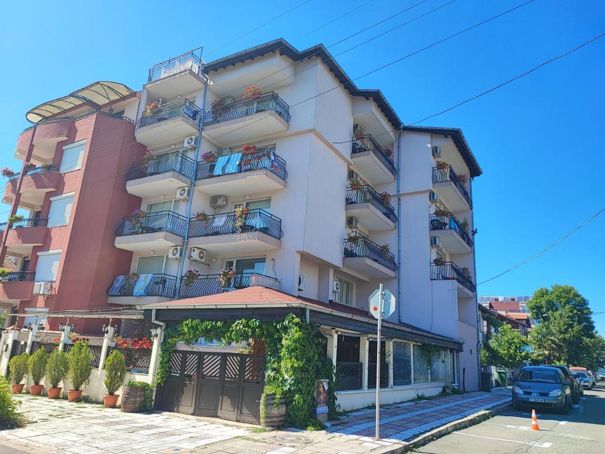 Kovachevi House Hotel Primorsko Eksteriør billede
